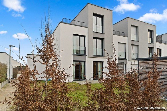 Neues Reihenmittelhaus, gepflegter Garten, ruhige Wohnlage, perfekt zur Vermietung an Amerikaner