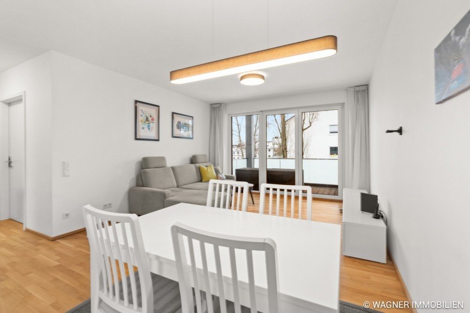 Wohnen und Essen Etagenwohnung Wiesbaden