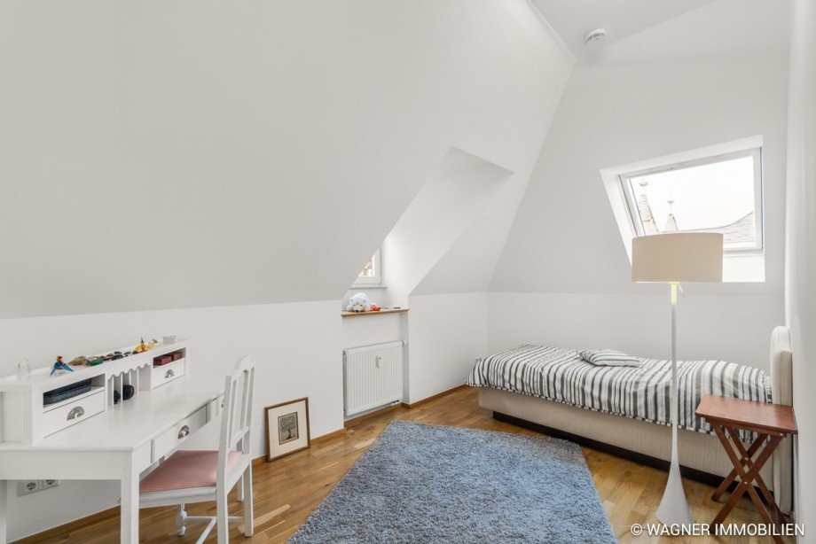 Kind 1 Etagenwohnung Wiesbaden