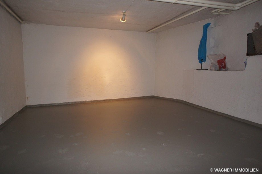 large storage space Einfamilienhaus Wiesbaden