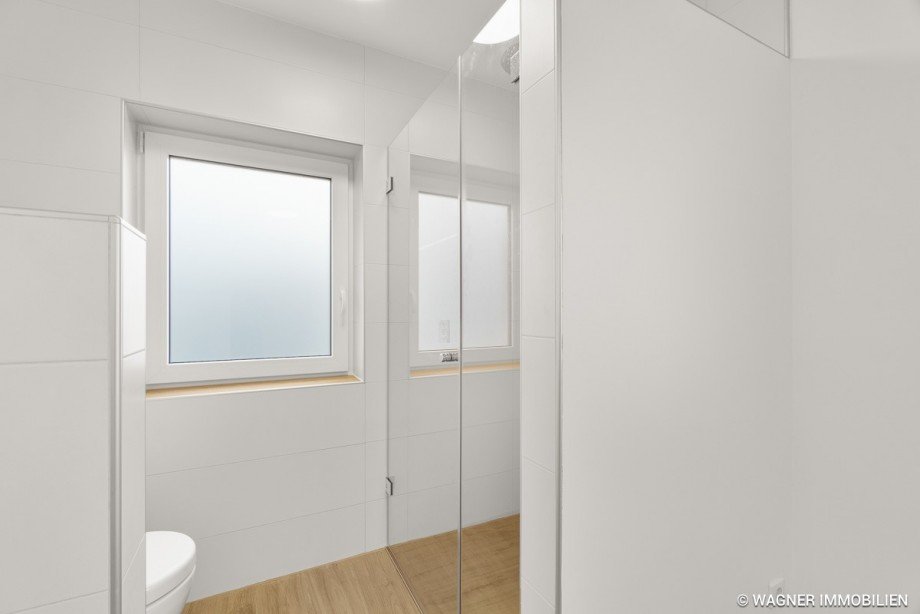 master bathroom 1 Einfamilienhaus Taunusstein