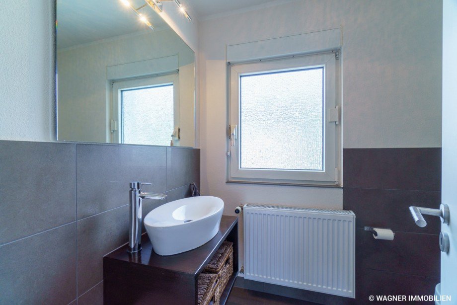 2nd bathroom Doppelhaush�lfte Taunusstein