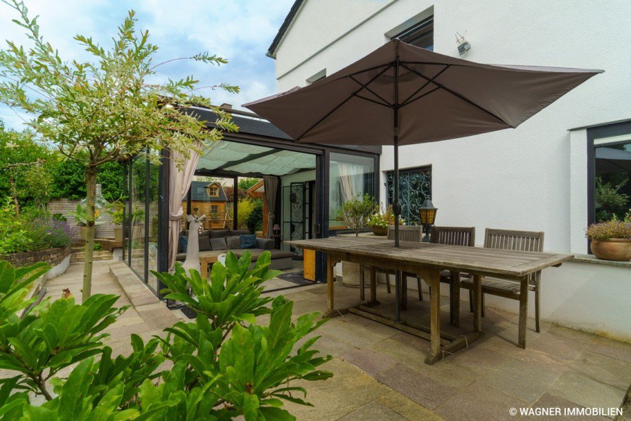 second terrace Doppelhaush�lfte Taunusstein