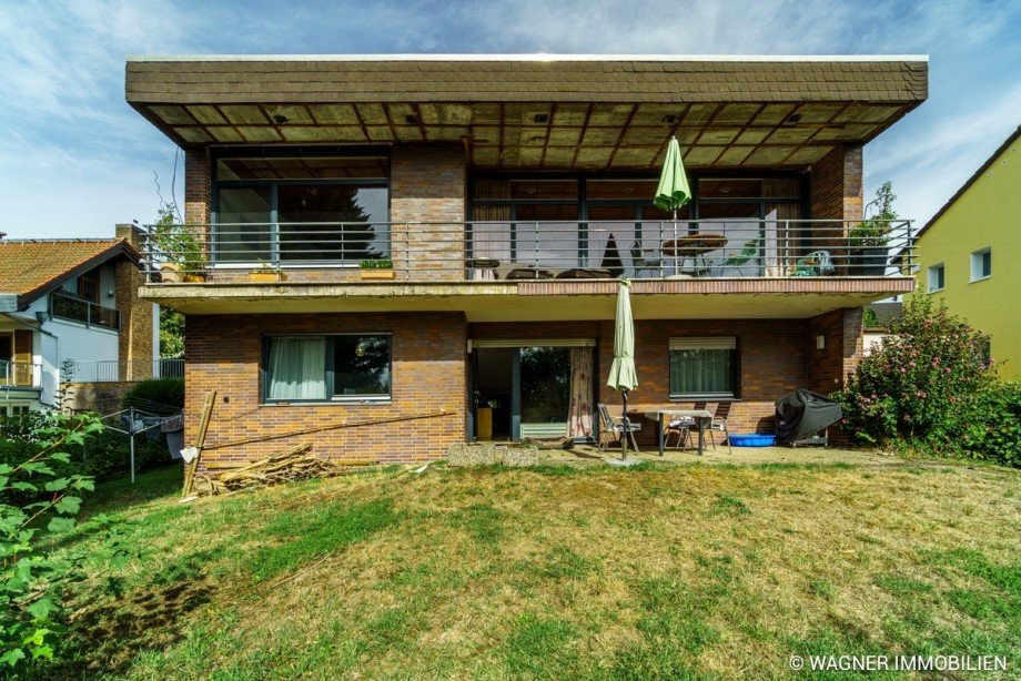 Hausr�ckseite Einfamilienhaus Wiesbaden