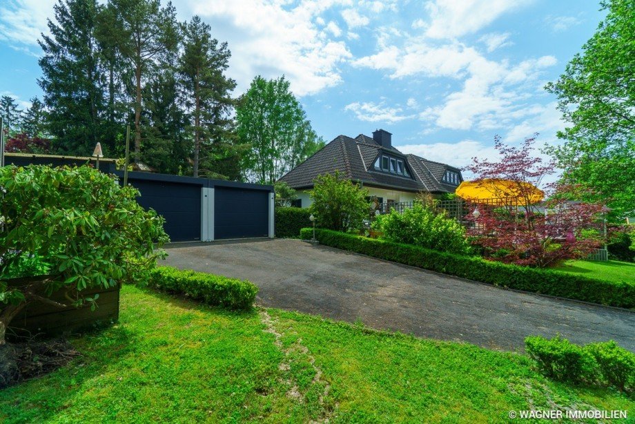yard and garages Einfamilienhaus Niedernhausen