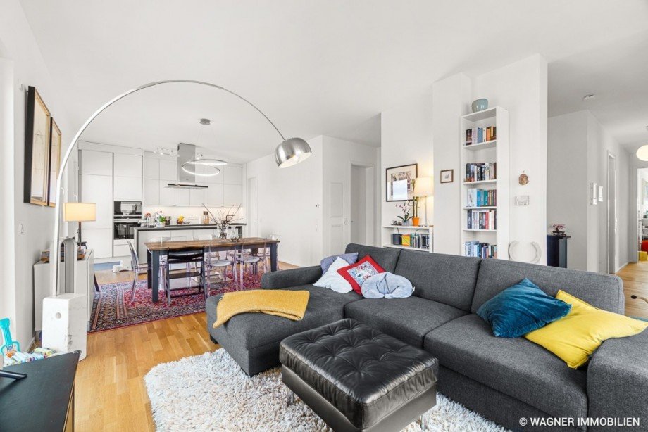 living and dining Etagenwohnung Wiesbaden