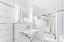 WHG 3 - Bad Solide Kapitalanlage im Aukamm: Gepflegtes MFH mit Renditepotential - WAGNER IMMOBILIEN