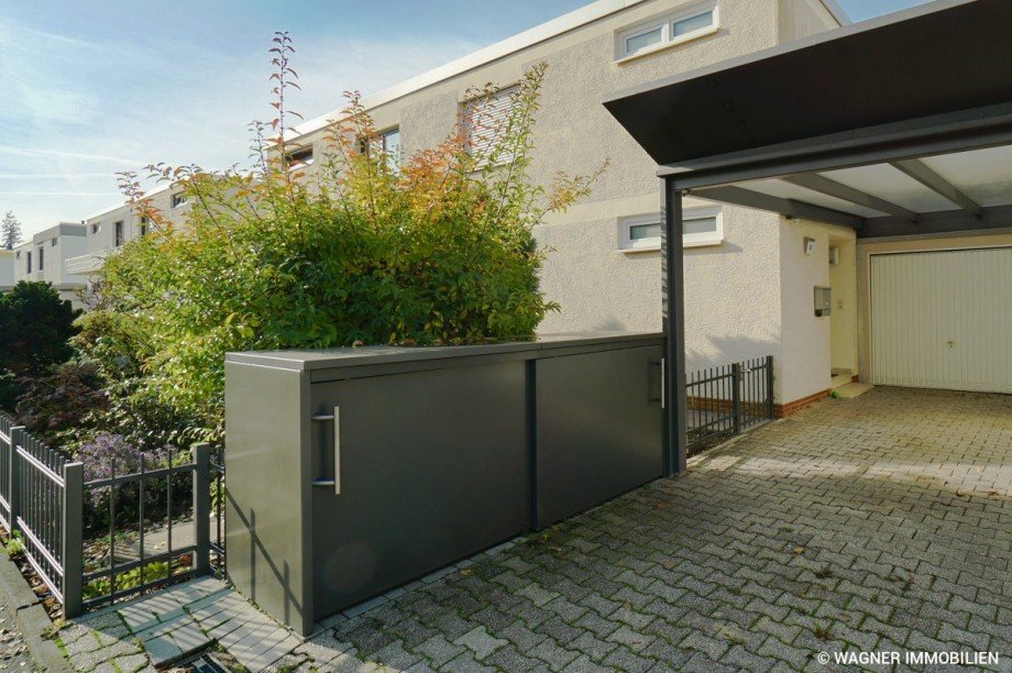 house entrance Doppelhaush�lfte Wiesbaden