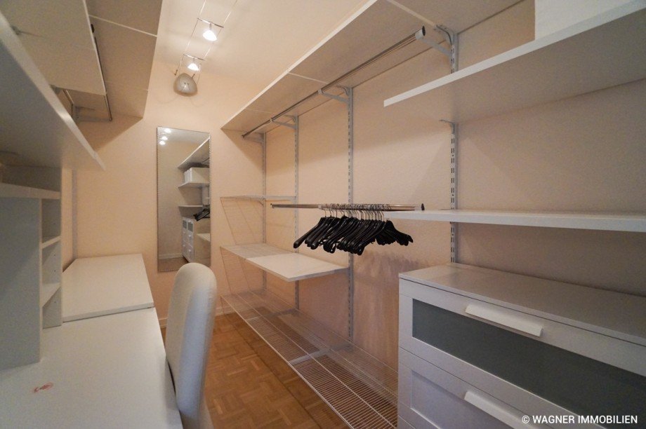 Ankleideraum Etagenwohnung Wiesbaden