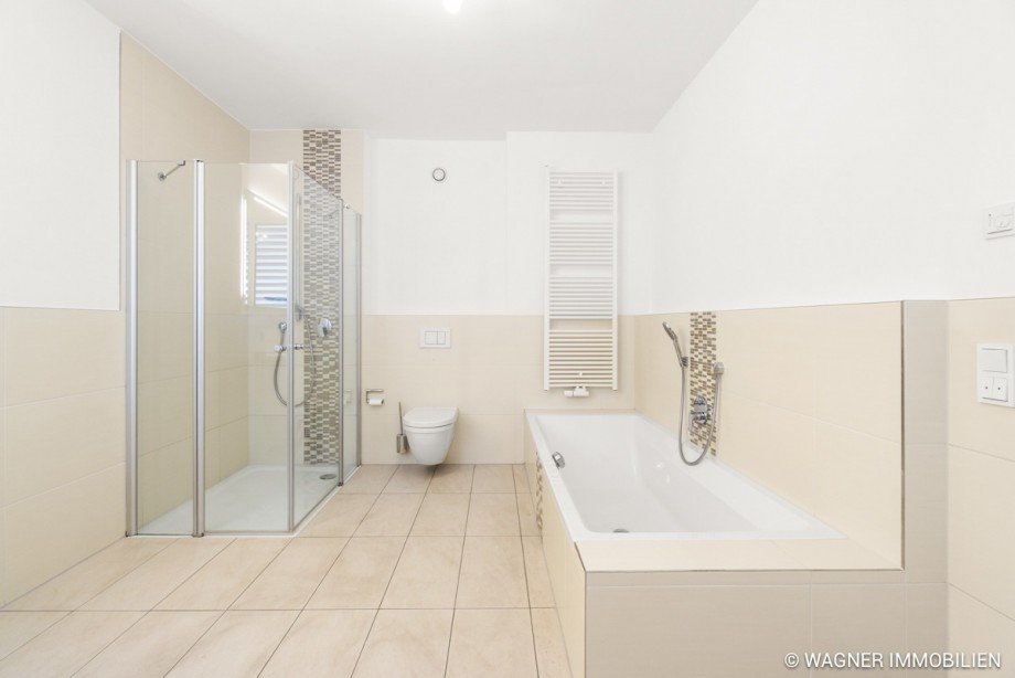 master bathroom Etagenwohnung Wiesbaden
