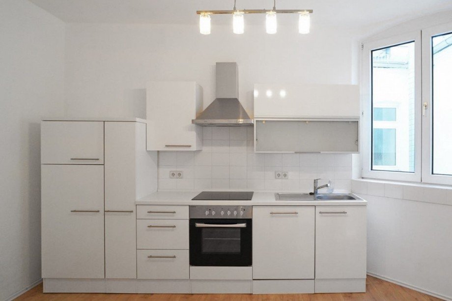 built-in kitchen Etagenwohnung Wiesbaden