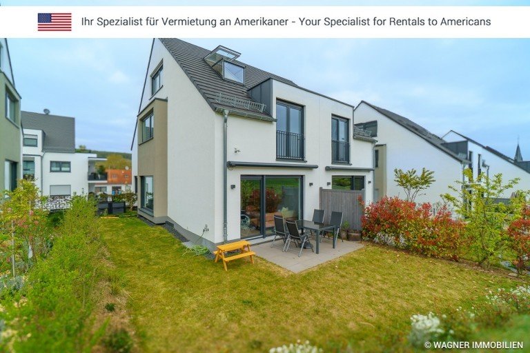 rear view Walluf Doppelhaush�lfte Beautiful, modern semi-detached house in Walluf | WAGNER IMMOBILIEN