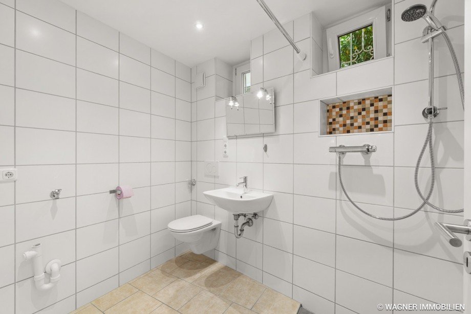 guest bathroom Etagenwohnung Walluf