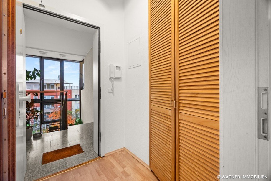 Wohnungseingang Etagenwohnung Wiesbaden