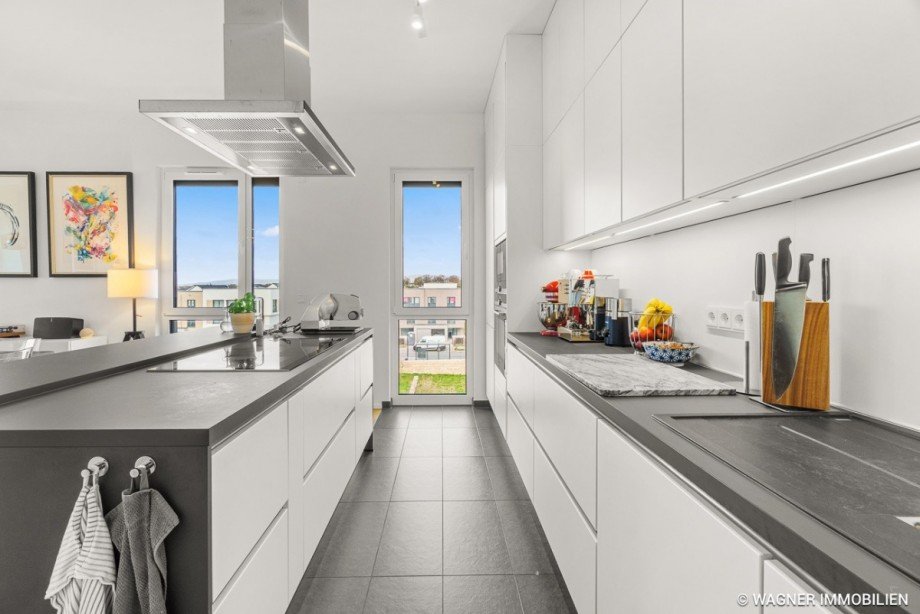 built-in kitchen Etagenwohnung Wiesbaden
