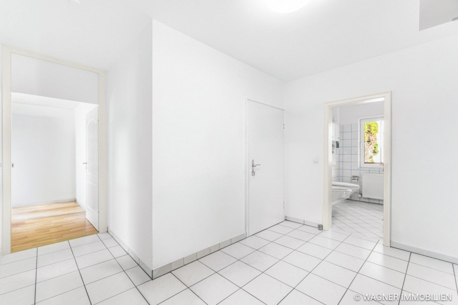 WHG 4 - Diele Mehrfamilienhaus Wiesbaden