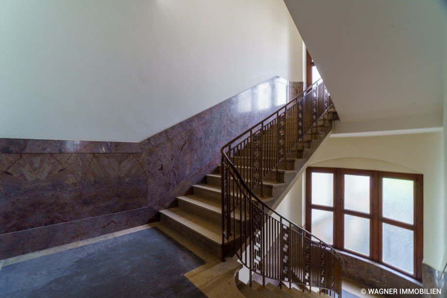 stairway Etagenwohnung Wiesbaden