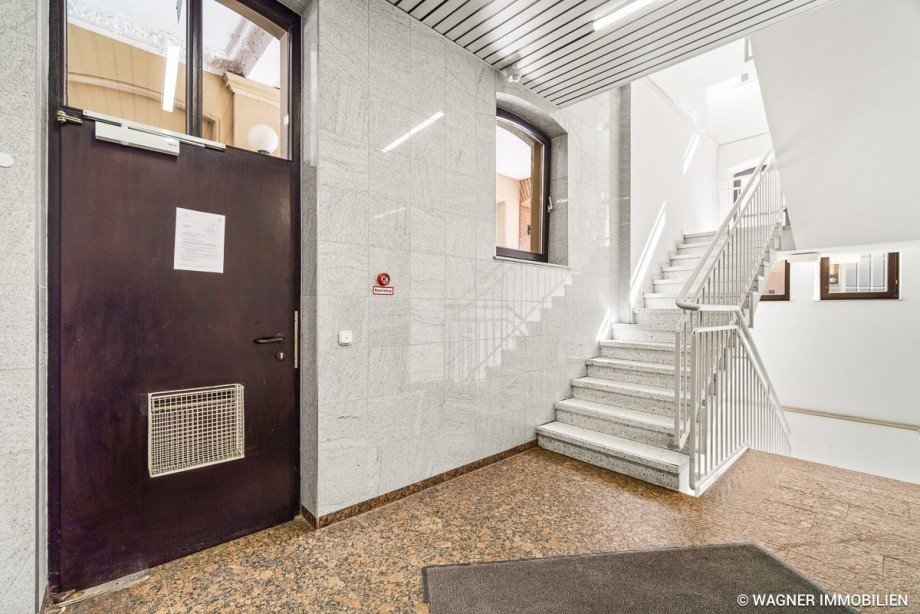 Treppenhaus Etagenwohnung Wiesbaden