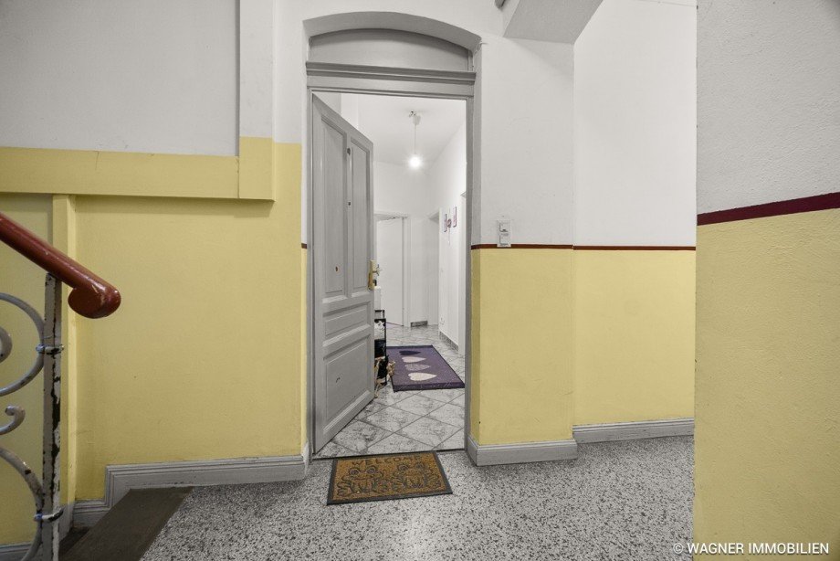 Wohnungseingang Etagenwohnung Wiesbaden