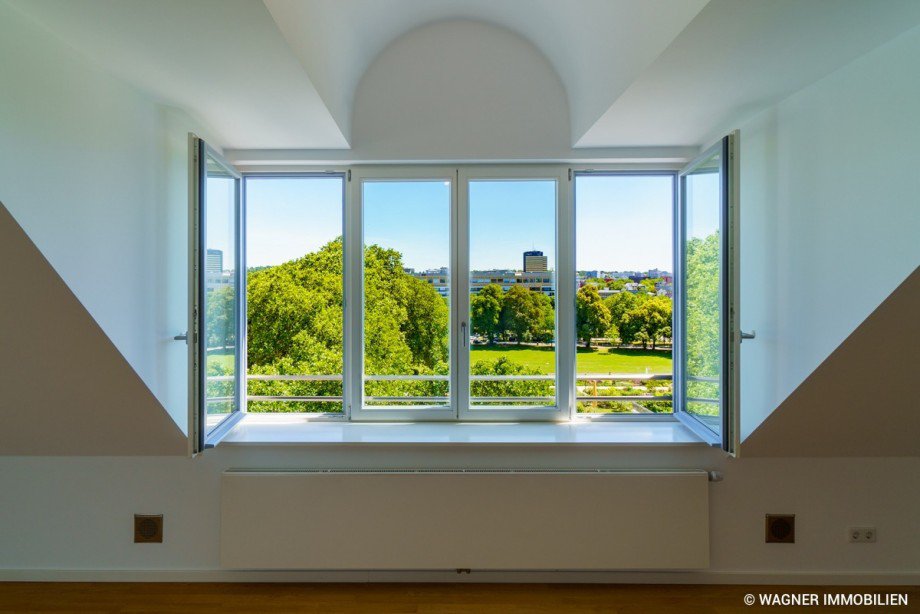 window in living Dachgeschosswohnung Wiesbaden