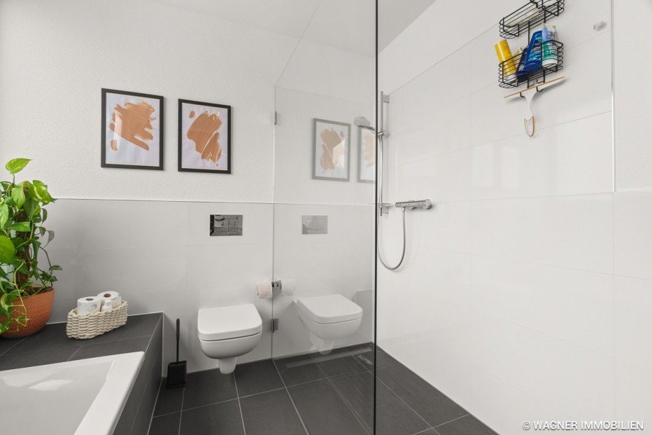master bathroom Doppelhaush�lfte Walluf