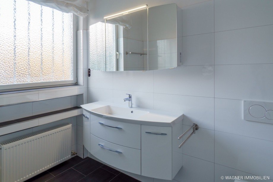 bathroom Etagenwohnung Wiesbaden
