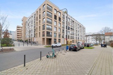 Hauptbild Neuwertige Wohnung in Frankfurt-Gallus mit TG-Platz, inkl. EBK | WAGNER IMMOBILIEN