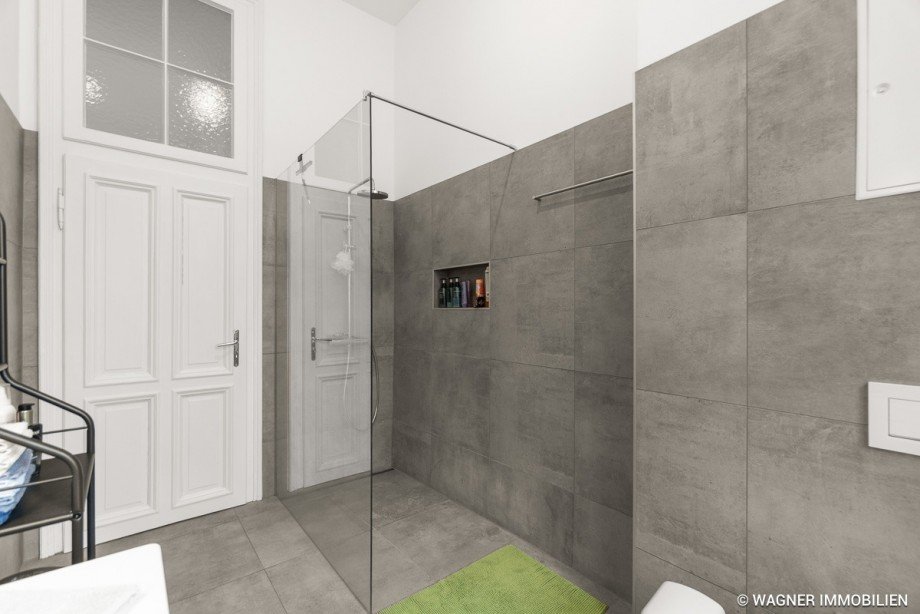 Badezimmer Etagenwohnung Wiesbaden