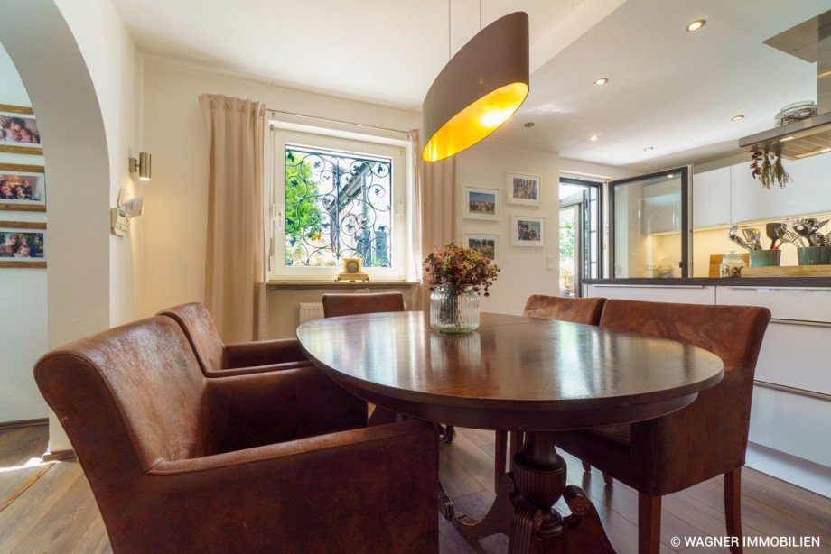 dining Doppelhaush�lfte Taunusstein