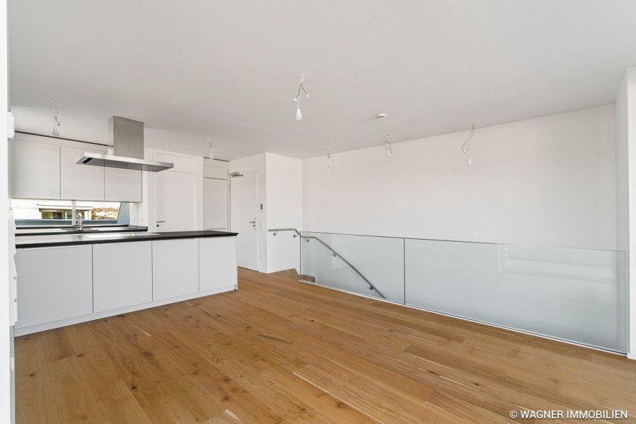 kitchen and dining area Penthousewohnung Wiesbaden