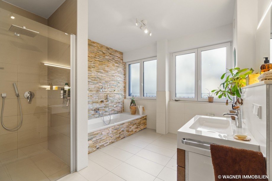 master bathroom Etagenwohnung Wiesbaden