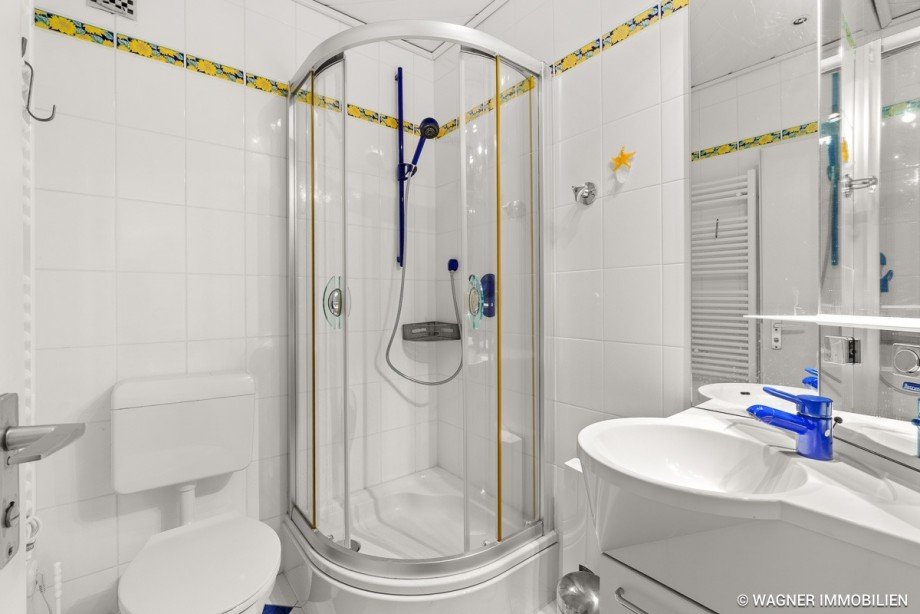 second bathroom Maisonettewohnung Wiesbaden