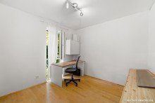 Kinderzimmer Moderne 3-Zimmer-Wohnung mit Balkon, Carport & EBK in gepflegtem Haus (Bj. 2004) | WAGNER IMMOBILIEN