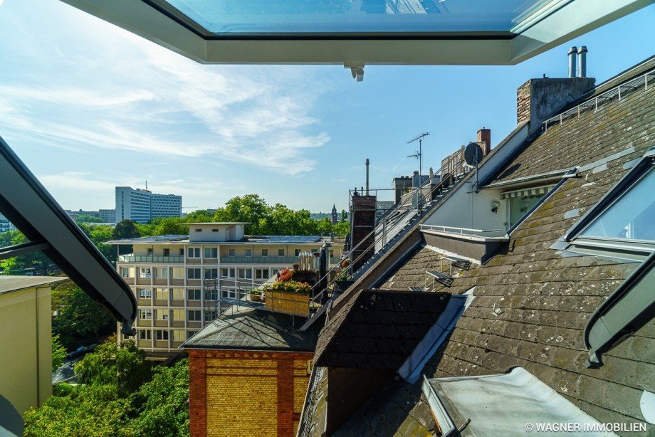 Ausblick S�den Dachgeschosswohnung Wiesbaden