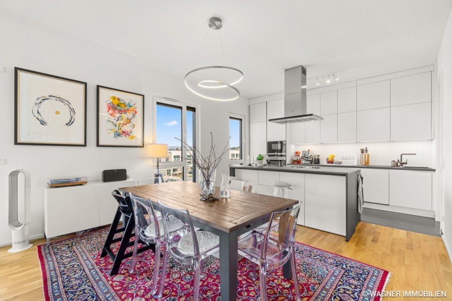 dining and kitchen Etagenwohnung Wiesbaden