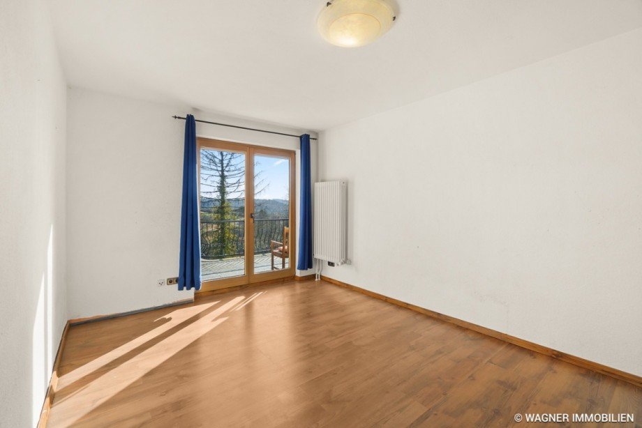 EG Zimmer Mehrfamilienhaus Bad Schwalbach