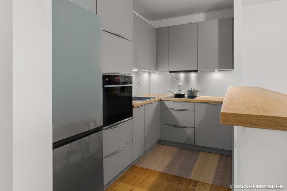 Einbauk�che inklusive Etagenwohnung Frankfurt