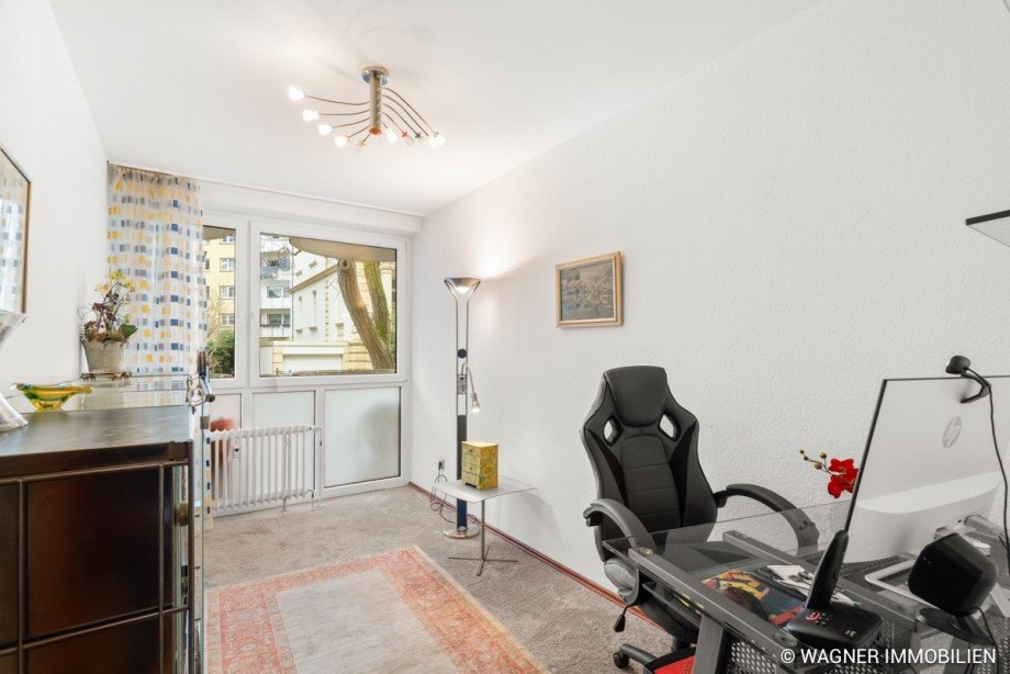 Kind Etagenwohnung Wiesbaden