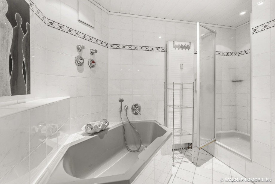 Bad Erdgeschosswohnung Wiesbaden