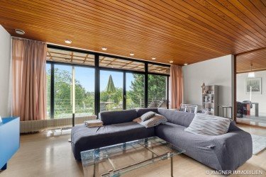 Hauptbild Lichtdurchflutetes Architektenhaus mit 6 Zimmern in gutem Wohngebiet|WAGNER IMMOBILIEN