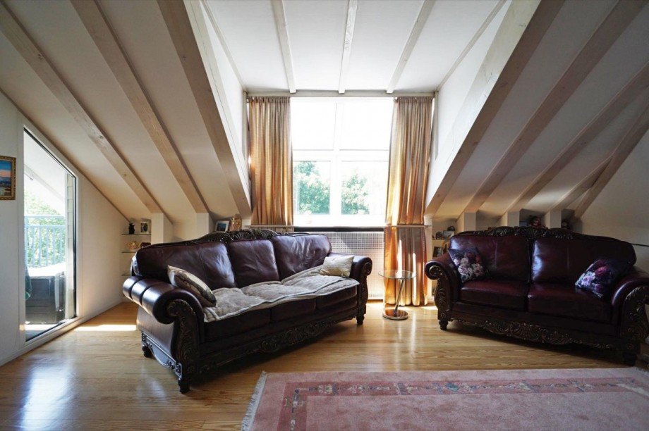 living Dachgeschosswohnung Wiesbaden
