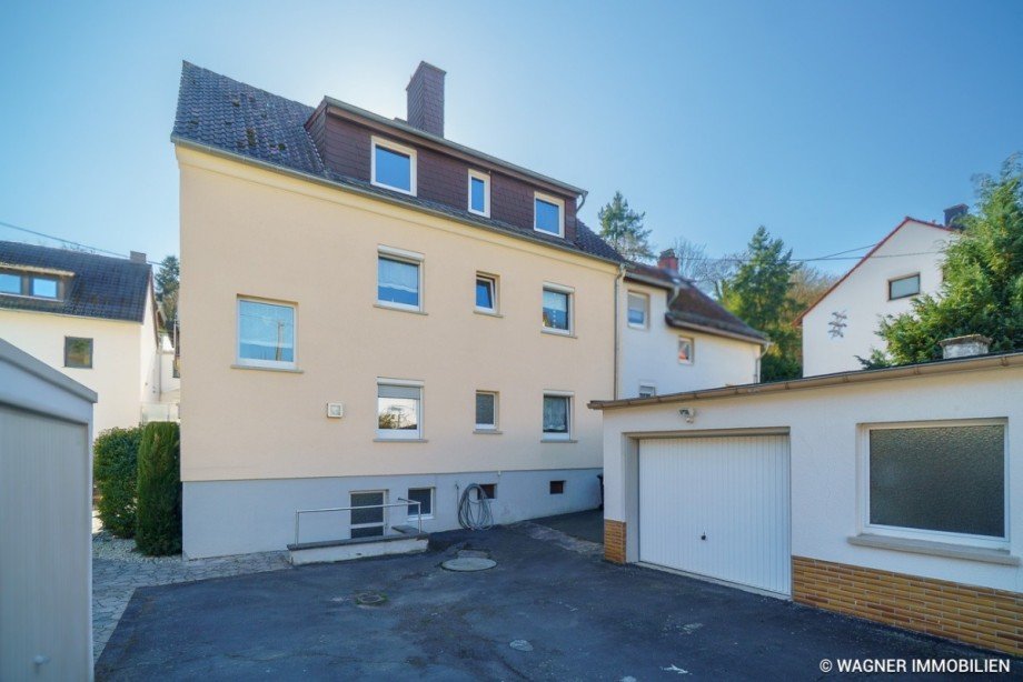Rckseite Mehrfamilienhaus Wiesbaden