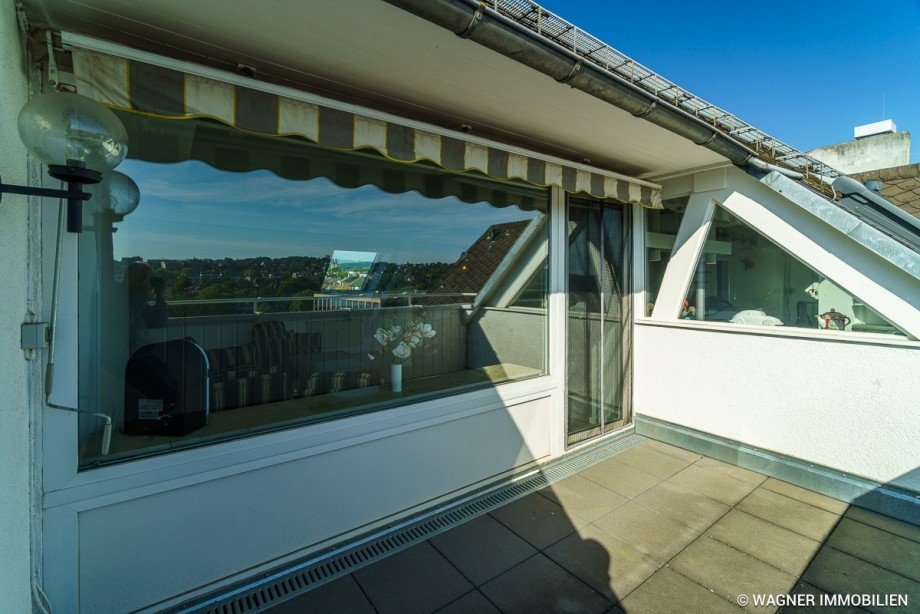 Loggia Dachgeschosswohnung Wiesbaden