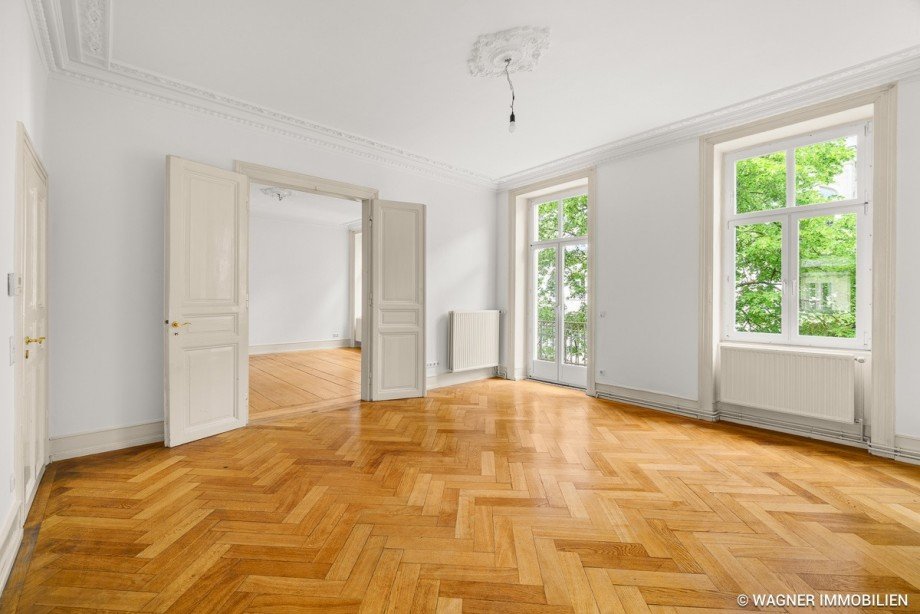Stylish Historic Apartment in Prime Wiesbaden Location | WAGNER IMMOBILIEN - Foto 2
