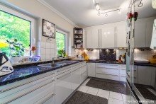 kitchen Family paradise - Semi-detached house with garden and garages | WAGNER IMMOBILIEN