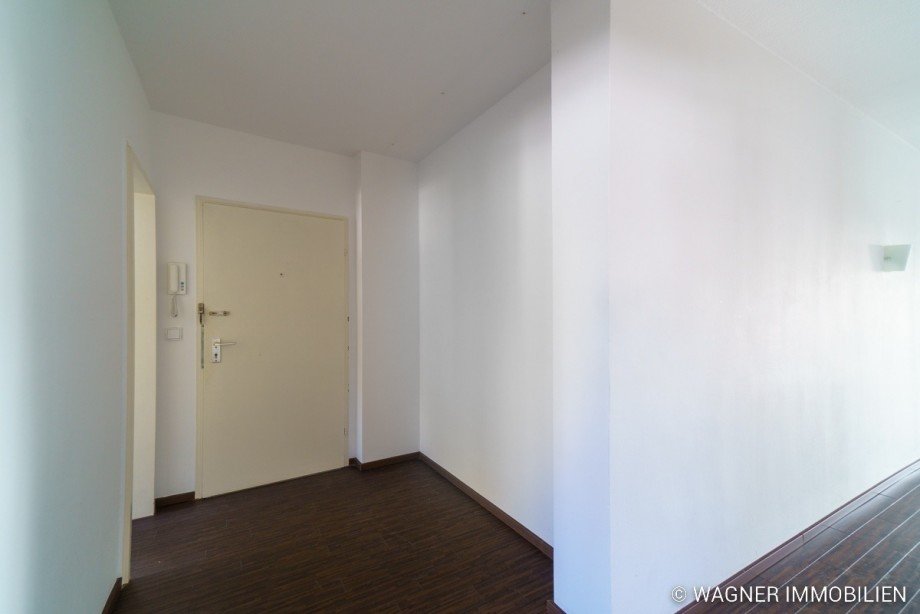 Eingang und Garderobe Etagenwohnung Wiesbaden