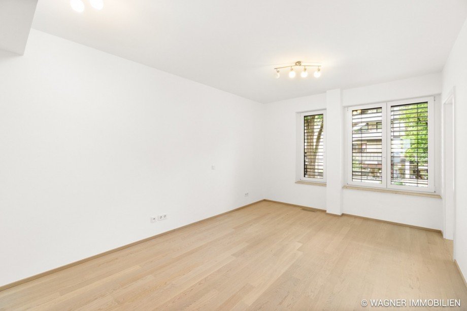 master bedroom Etagenwohnung Wiesbaden