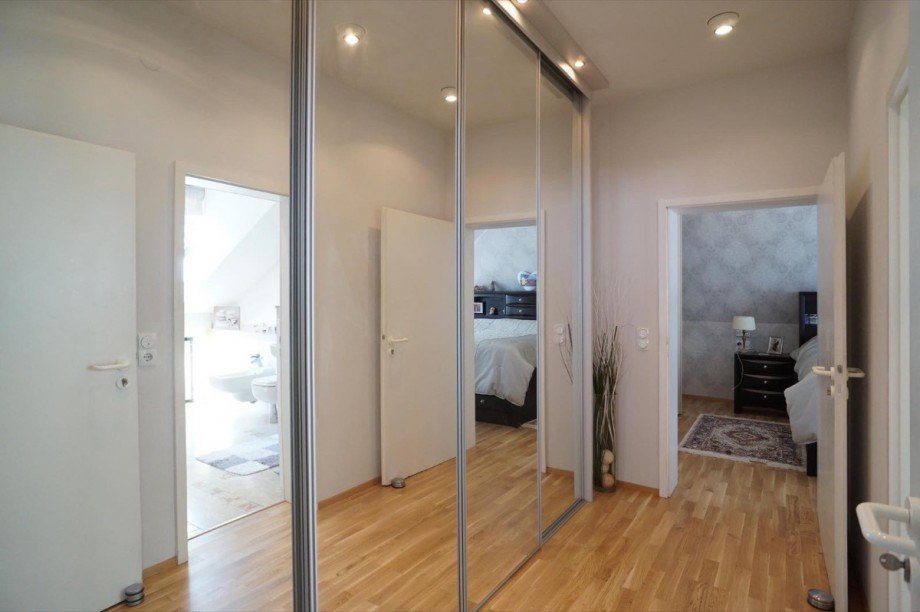built-in wardrobe Dachgeschosswohnung Wiesbaden