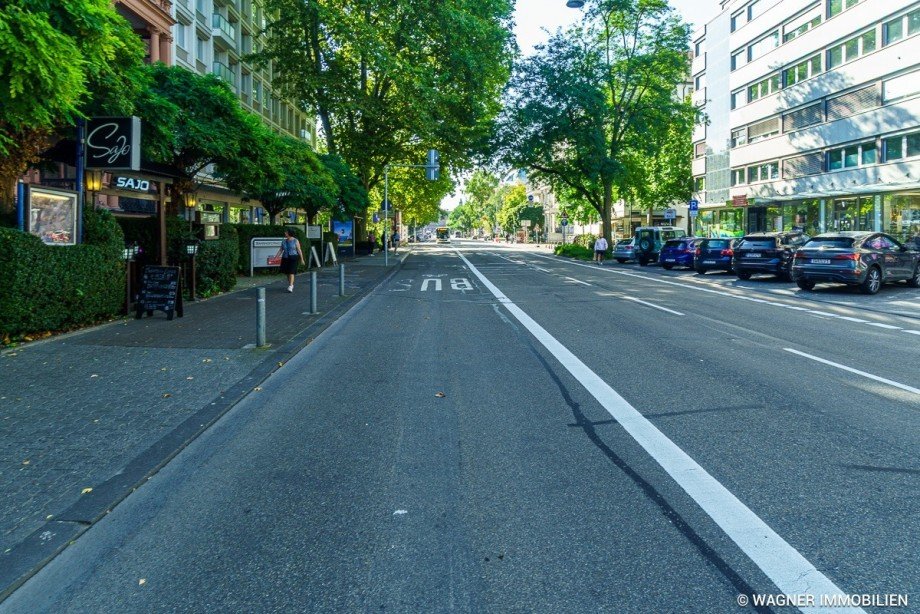 Bahnhofstra�e Richtung Bahnhof Dachgeschosswohnung Wiesbaden
