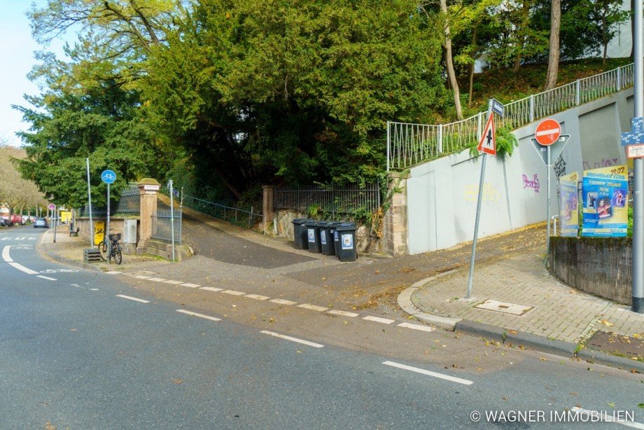 Zufahrt Etagenwohnung Wiesbaden